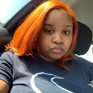 Meet your Posher, Aija